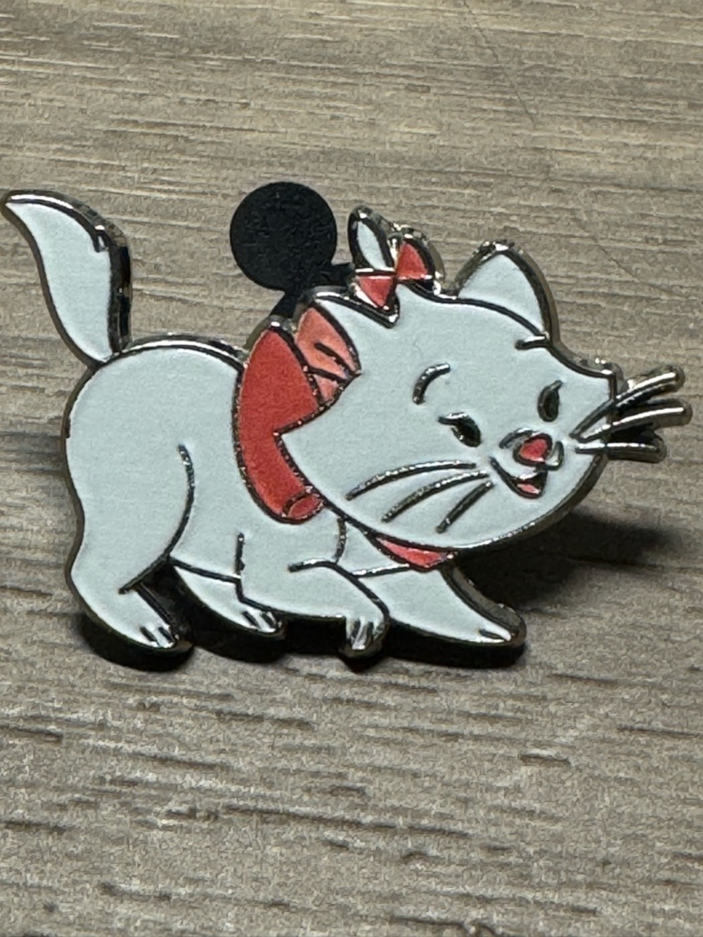 5/$25 Disney Aristocats Marie Pin